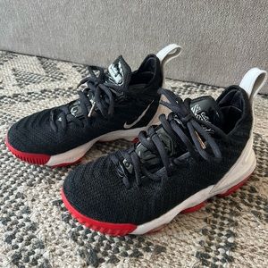 Nike Lebron basketball 4 youth